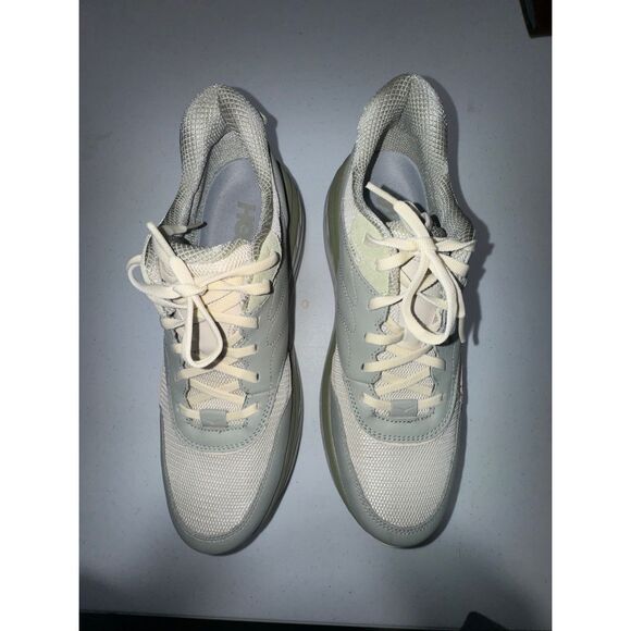 Hoka Bondi L Barley Oat Milk Size 13 New - Picture 2 of 8